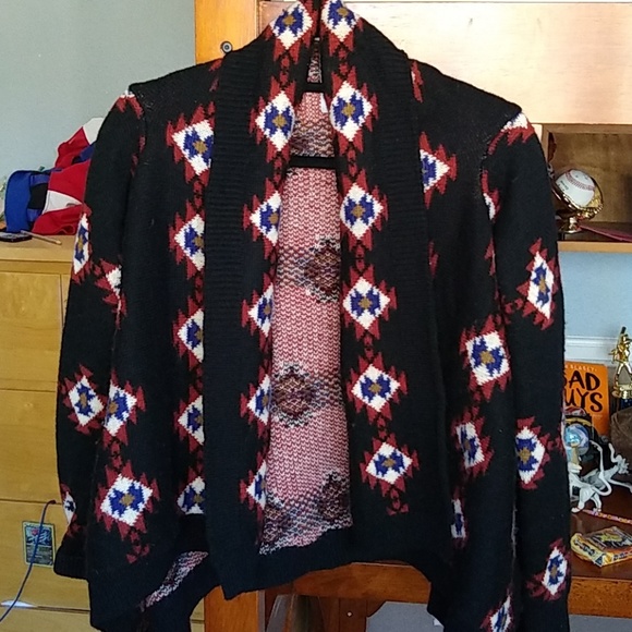 Cozy Open Sweater - Picture 2 of 4